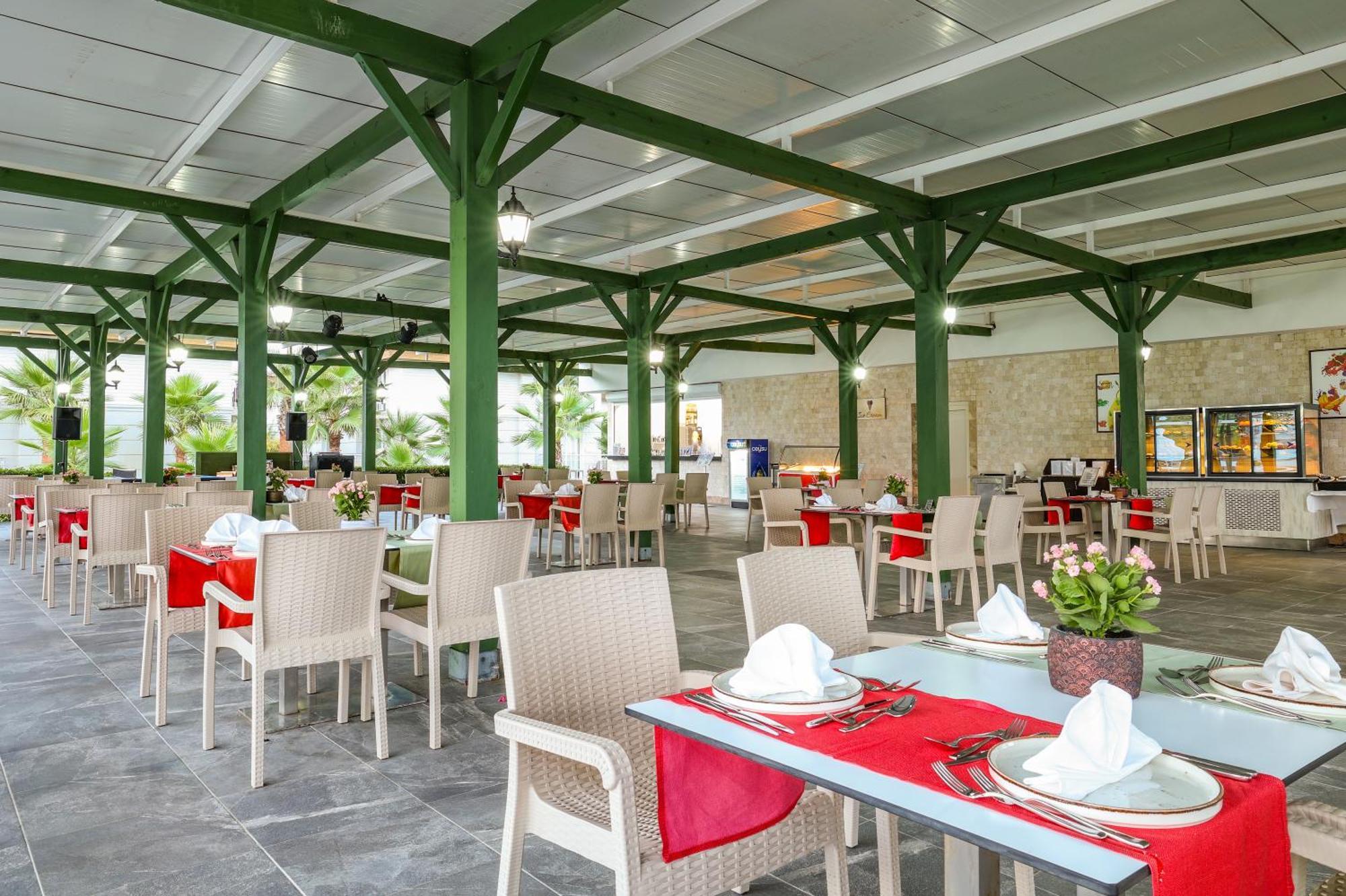 Crystal Boutique Beach & Resort - Adult Only 贝莱克 外观 照片