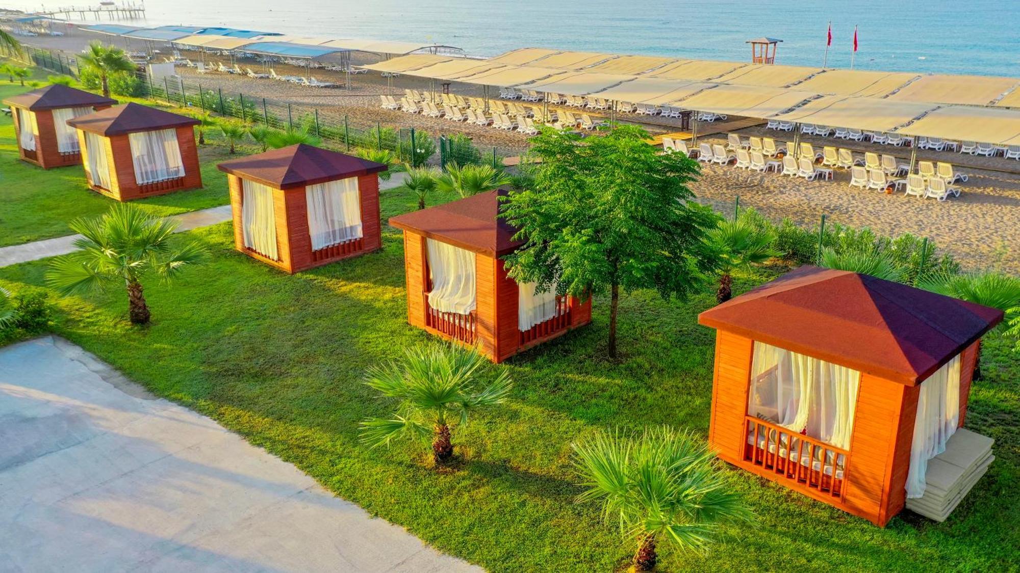 Crystal Boutique Beach & Resort - Adult Only 贝莱克 外观 照片