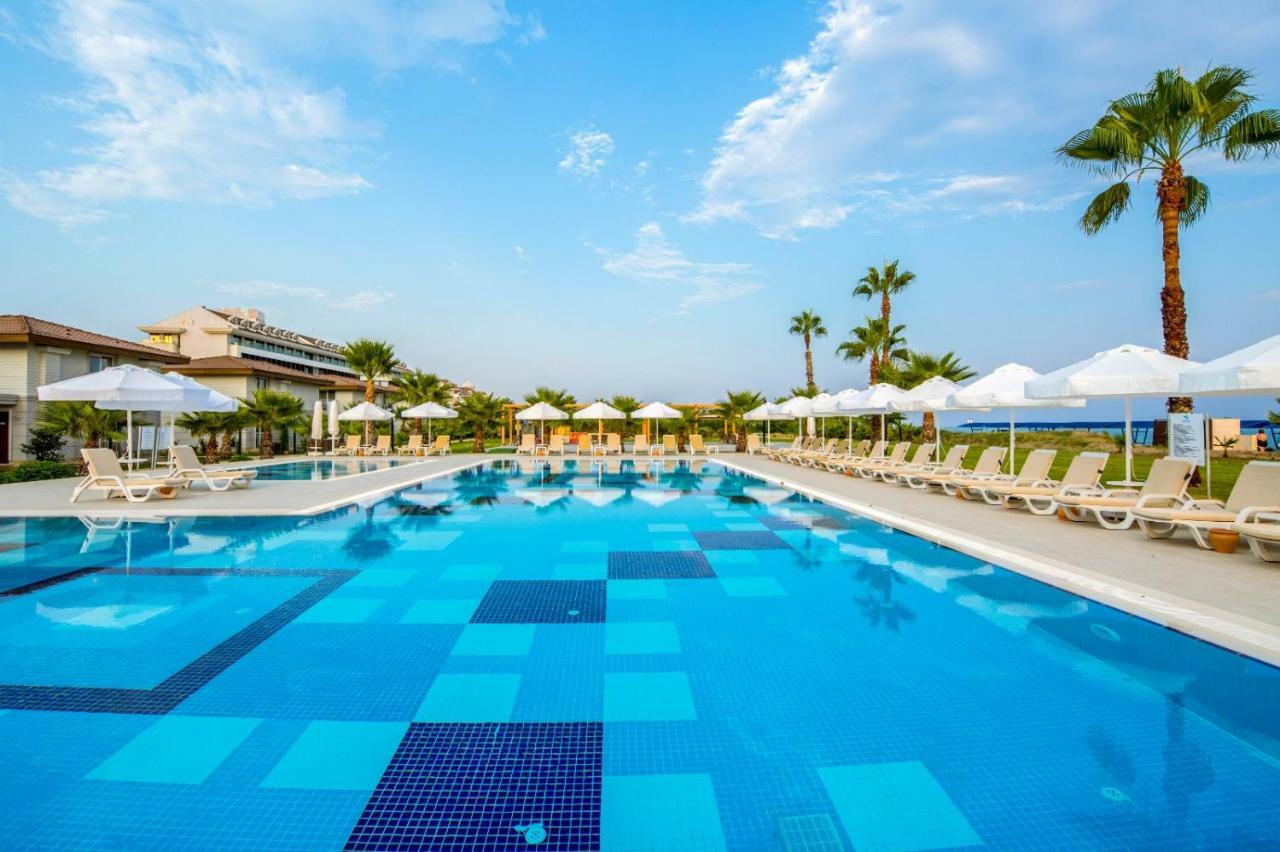 Crystal Boutique Beach & Resort - Adult Only 贝莱克 外观 照片