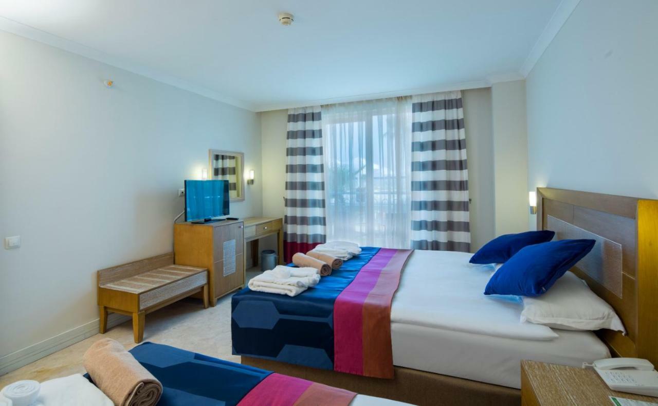 Crystal Boutique Beach & Resort - Adult Only 贝莱克 外观 照片